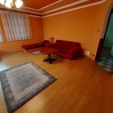 Gábor Pál 1 Apartman 1 szoba Dunafoldvar Exterior foto